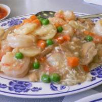 117. Shrimp with Lobster Sauce · 