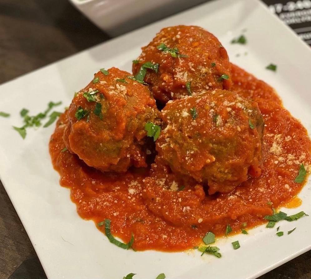 3 Piece Meatballs · Ground beef deliciously seasoned meatballs with our signature tomato sauce 