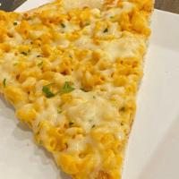 Mac & Cheese Pie  · Fan favorite 

Cheesy 3 cheese Mac & cheese pasta pizza