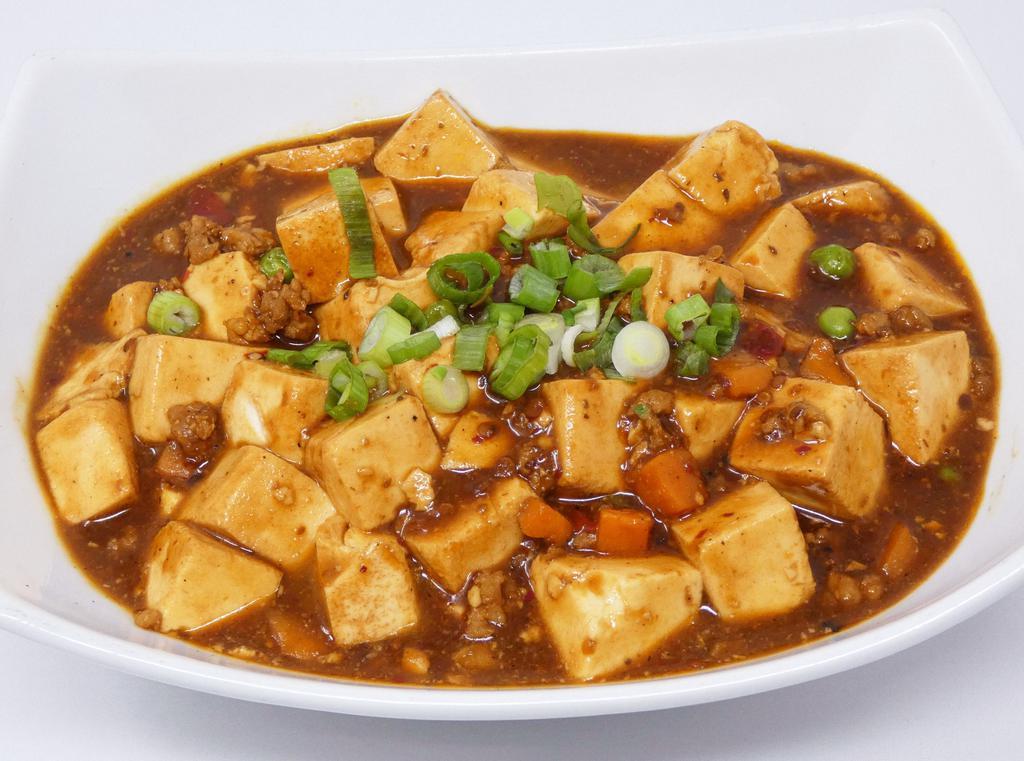 Szechuan Style Bean Curd (w. Minced Pork) · 麻婆豆腐 （肉碎）*Spicy.