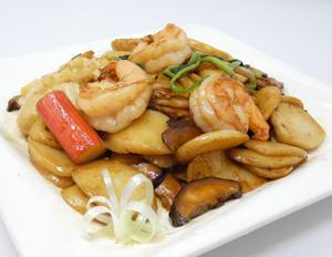 Seafood Fried Shang Hai Noodle · 