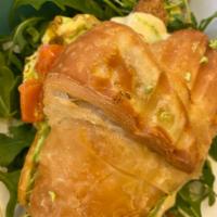 Vegan BLT on a croissant  · Arugula, avocado, tomatoes, fakin bacon, cheddar cheese

Contains: gluten, nuts