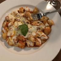 Gnocchi Sorrentina · Potatoe/flour dumplings with tomato sauce and mozzarella cheese