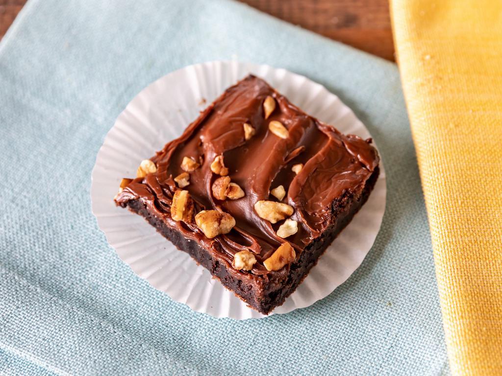 Brownies with Pecan (6 count) · 6 pieces.