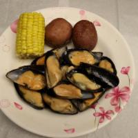 Black mussel (steam) · 2 lb black mussel steam with corn & potato