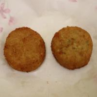 2 Fried Crab Cakes · fried