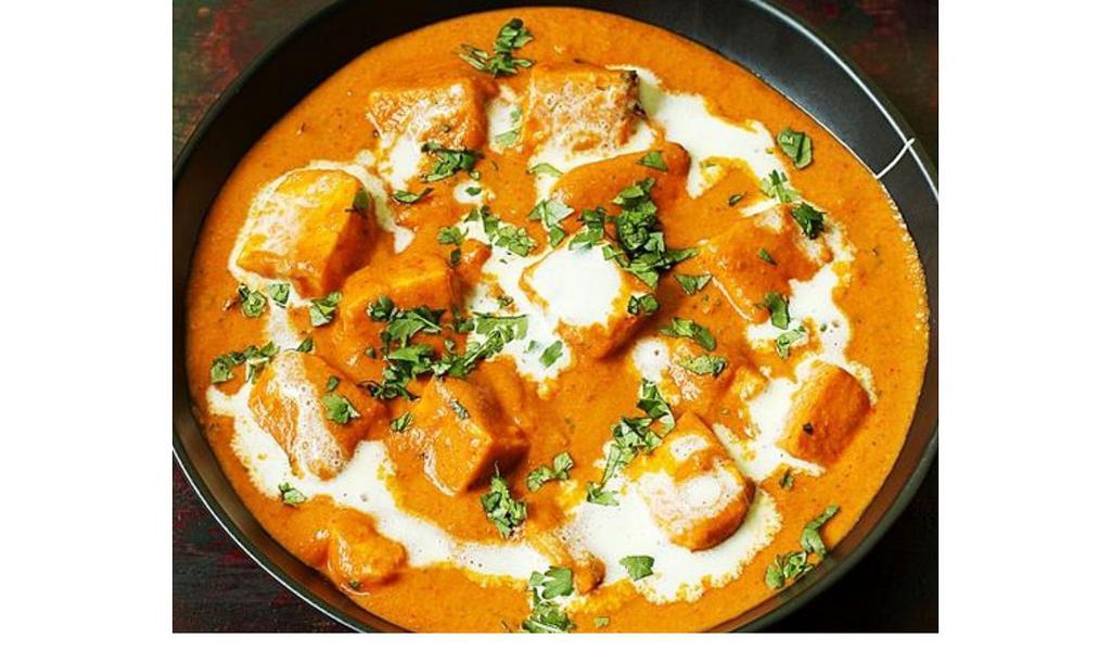 Paneer Makhani · Cottage cheese cubes cooked with herbs and spices in a delicious creamy sauce.