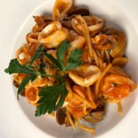 Spaghetti Frutti di Mare · Seafood. Clams, shrimp, calamari, light spicy tomato sauce.
