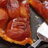 Tarte tatin ·  French apple Tart baked in a pastry crust with homemade Caramel