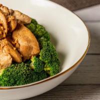 Garlic Lover · Choice of protein with roasted garlic and white pepper. Side of steamed broccoli.