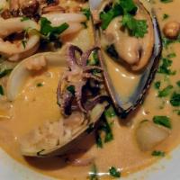 Sopa de Mariscos · Shrimps, clams, mussels, calamari & fish in our creamy vegetables, rice soup. (1Qt.)