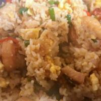 Chaufa mixto ( Beef & Chicken Fried Rice) · Peruvian Style Chicken & Skirt Steak fried rice, jasmine rice, eggs, scallions, red and gree...