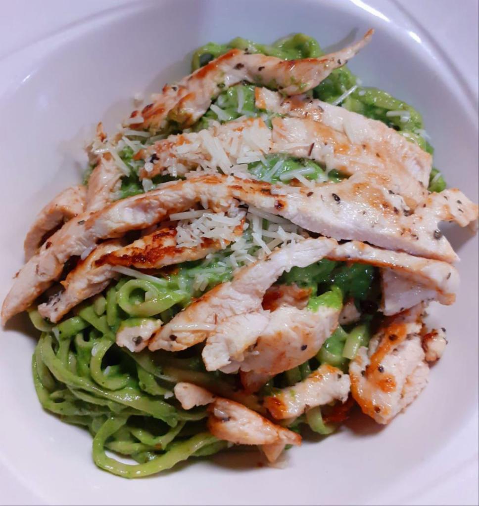 Tallarines Verdes (Pesto Pasta) · Rich basil & spinach cream sauce served over pasta.


(As Pictured add  grilled chicken)