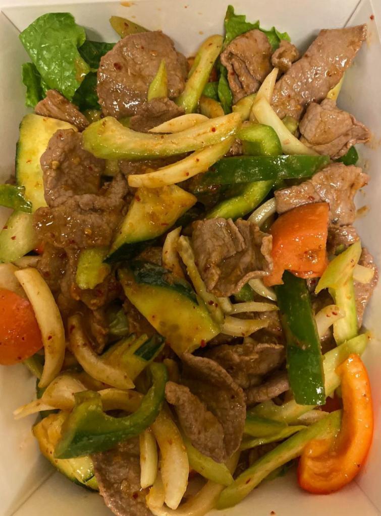 Beef Salad · Cucumber, bell pepper, onion, celery, romaine lettuce. Served with homemade sauce.