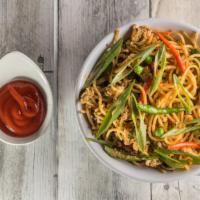 Hakka Fried Noodles · Noodles stir fried with veggies ＆ spices