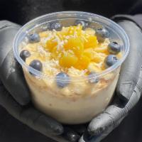 Coco Craze Bowl 🥥  · Base: 100% Coconut, banana, honey, almond milk

Toppings: Pineapples, blueberries, chocolate...