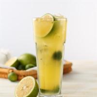 Lemon Fantasy · Jasmine green tea with fresh lemon and lime.