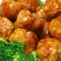 Sesame Chicken · Includes choice of soup: wonton ,egg drop or hot and  sour, egg roll, cheese wonton, steam r...
