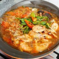 S3. Haemul Tang · Spicy assorted seafood and vegetable soup.	
