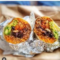 Burrito 🌯 vegan · Gluten free dairy free
Rice beans guacamole lettuce salsa fresca end dressing chipotle mayo