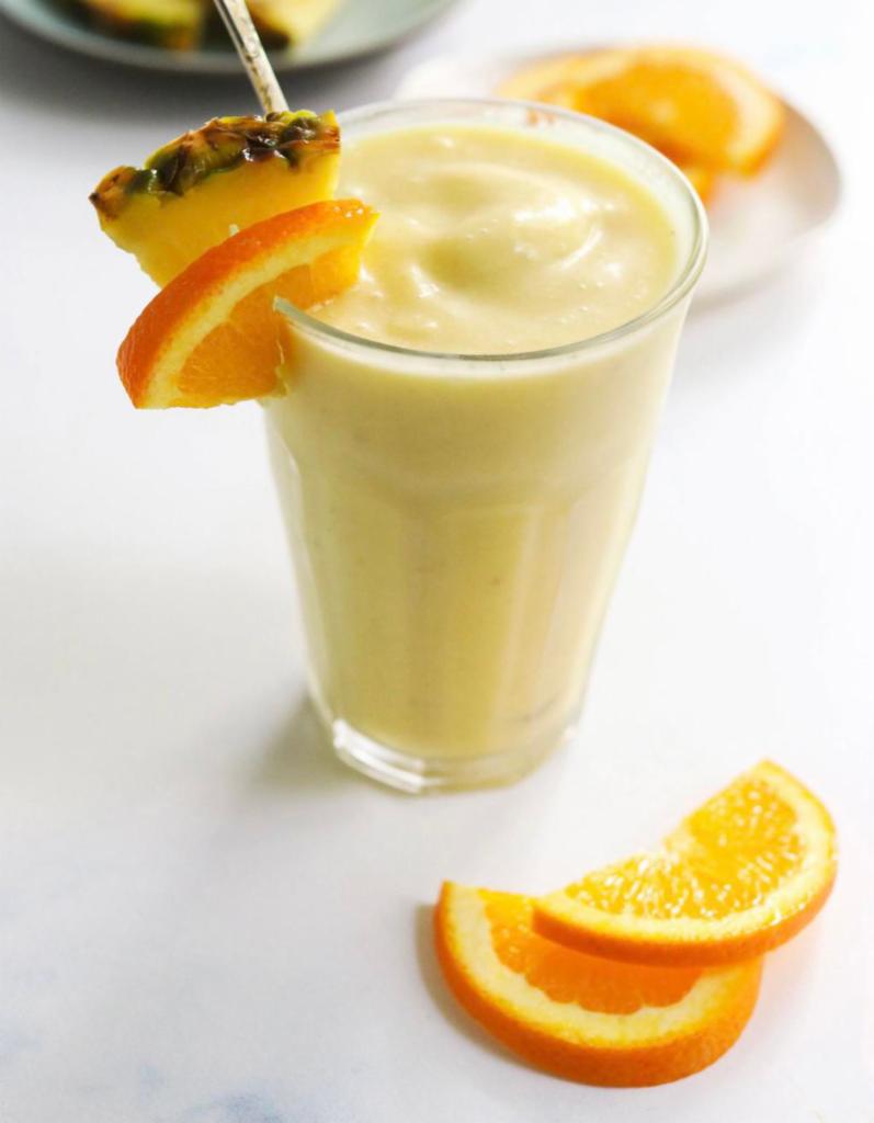Super Energy  · Banana,strawberries,apple,papaya & Whey strawberry protein blended with orange juice 