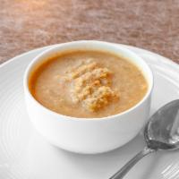 Creamy Chicken Leaks soup · Leaks, chicken, onions, carrot, bell pepper, garlic, seasoning, and cream.