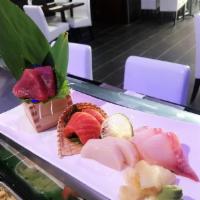 8 Piece Sashimi Sampler · Assorted sashimi.