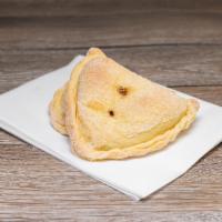 Empanadas Manzana · Apple pastry.