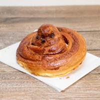 Cinnamon Roll with Out Glaze · 