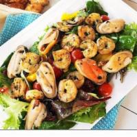 Shrimp w. Mussels · mixed vegetables