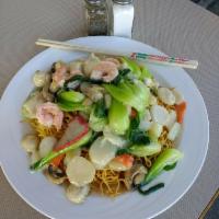 Hong Kong Style Chow Mein · Shrimp, squid, chicken, BBQ pork or vegetables.