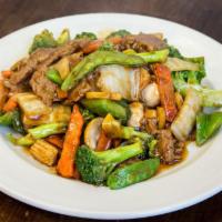 B5. Beef with Chinese Vegetables · Stir fried flank steak stir fried with bok choy, broccoli, snow peas, carrots, mushrooms and...