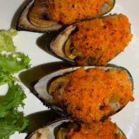 Green Mussel · 5 pieces grilled mussel with special sauce.