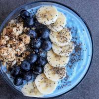 Spirulina Blueberry Smoothie Bowl · Spirulina, apples, blueberries, coconut cubes and granola. Benefits: reduces inflammation (P...