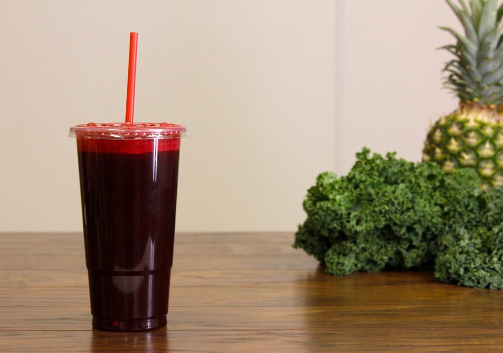 El Vampiro  · Juice made with Beets,oranges,carrots,celery and apples. 
size- 32oz 