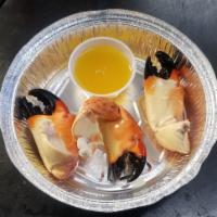 1/2 lb. Florida Stone Crab Claws  · Your choice of the seasoning style, also side options for dipping or seasoning it yourself. 