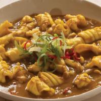 Fresh Squid with Curry sauce · Cantonese and Hunan style. Hot and spicy.