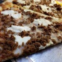 Lasagna Pizza · Ground beef with marinara sauce and ricotta cheese. 