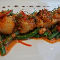 Chu Chee Scallop · Pan seared sea scallop with minced shrimp, snow pea, string beans in chu chee curry sauce. S...