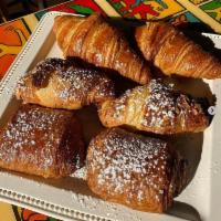 Croissant · BUTTER OR CHOCOLATE 