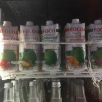 Foco 100%  coconut water · 