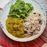 Curried Vegetables Rice Bowl · Carrots, Celery, Potatoes, Vegetarian Curry, Coconut Rice & Peas, Arugula Salad