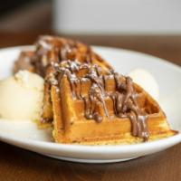 Waffle Sundae · Nutella, vanilla ice cream
