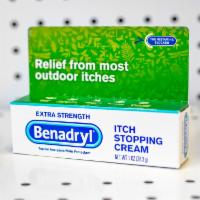 Benadryl Itch Stopping Cream 1oz · Benadryl Extra-Strength Itch Stopping Anti-Itch Cream provides relief from minor pain and sk...
