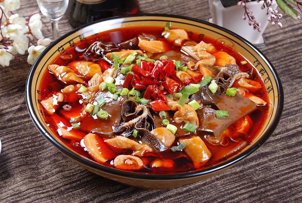 🌶️ Beef Tripe And Duck's Blood Curd In Spicy Soup 金牌毛血旺 · Chinese cabbage, bean sprouts, Enokitake, sliced beef, fish fillet, intestine, shrimp, quail egg, spam, tripes, ALL IN ONE Szechuan-style Spicy Red Oil Bowl