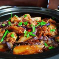 Stewed Eggplant W. Minced Pork 茄子肉末煲 · 