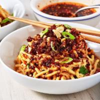 🌶️ Dan Dan Noodle 担担面 · With spicy sauce.