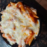 Baked Ziti · Served with 3 garlic knots. 