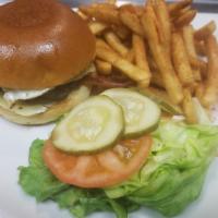 Cheese Burger · 8oz of freshly ground beef topped with american cheese With lettuce, tomatoes, and onions.an...