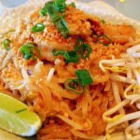 43. Pad Thai · Stir fried Thai rice noodles, bean sprouts, egg, green onions, and tamarind sauce.